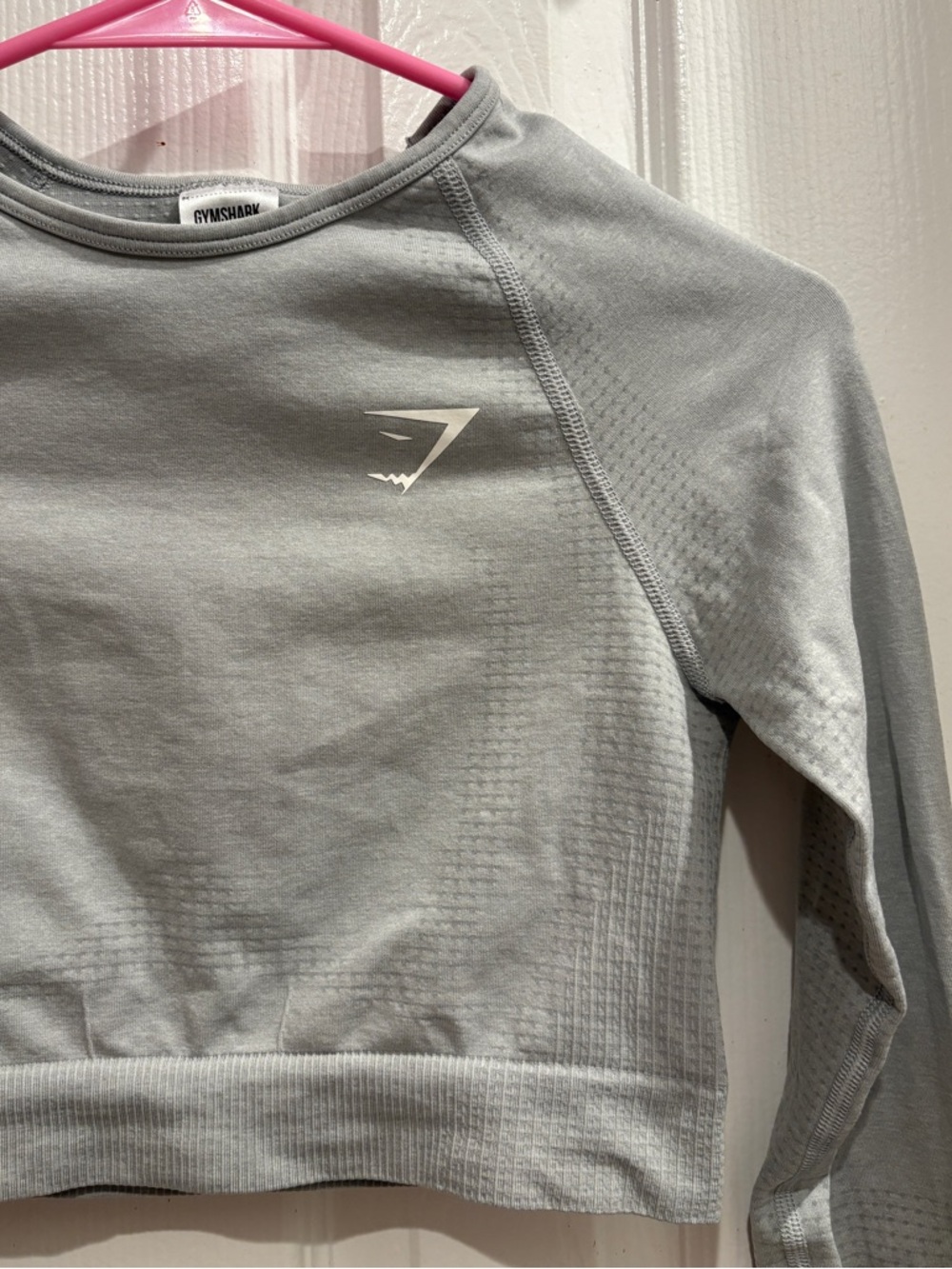 🫧🫧 Gymshark Light Grey Vital Crop Long Sleeve Top 🫧 - Picture 2 of 6